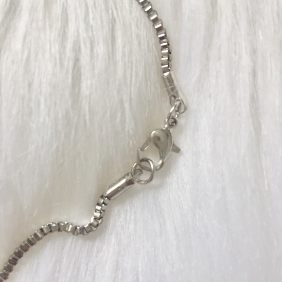 Live, Love, Rescue Necklace - Picture 6 of 8